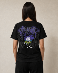 Polera ANIME - Violet Shadow - modelo espalda